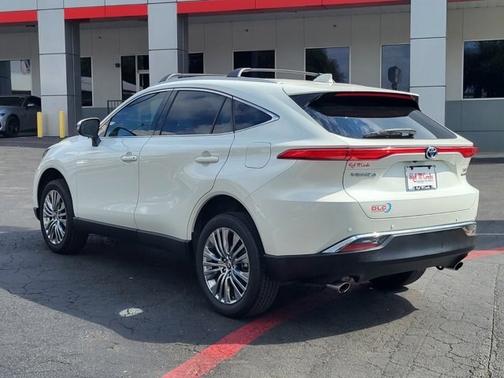 2022 Toyota Venza XLE