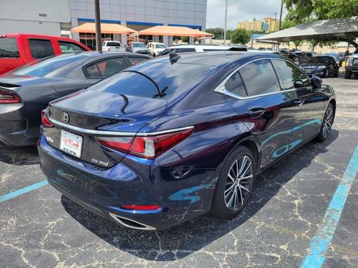 2023 Lexus ES 350 BASE