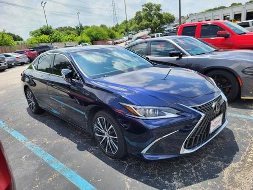 2023 Lexus ES 350 BASE