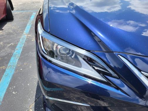 2023 Lexus ES 350 BASE