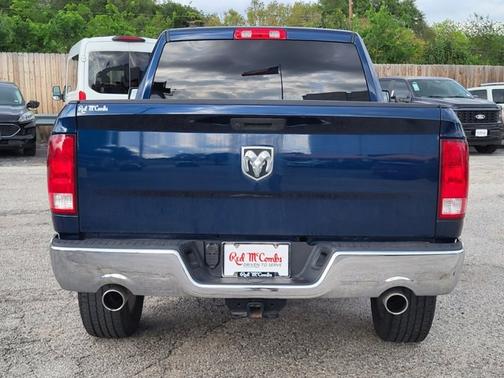 Patriot Blue Pearlcoat 2022 RAM 1500 Classic TRADESMAN