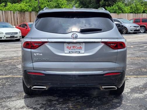 2024 Buick Enclave PREMIUM