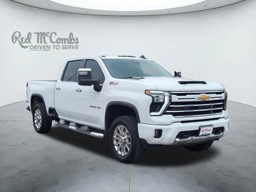 Summit White 2025 Chevrolet Silverado 2500 LT