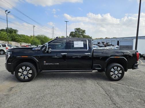 2024 GMC Sierra 1500 DENALI