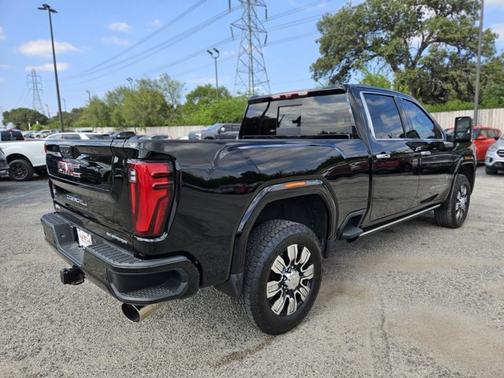 2024 GMC Sierra 1500 DENALI