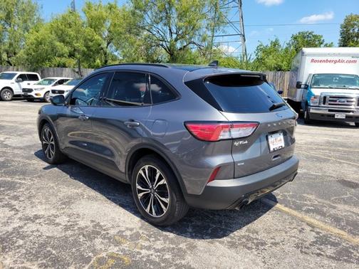 2022 Ford Escape SE