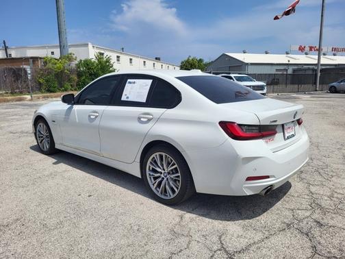 2023 BMW 330e 330E XDRIVE