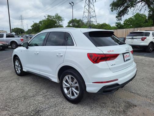 2024 Audi Q3 45 S LINE QUATTRO PREMIUM