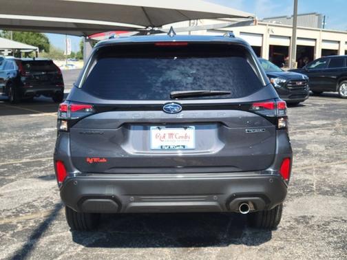 2025 Subaru Forester TOURING
