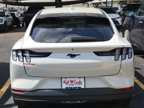2021 Ford Mustang Mach-E SELECT