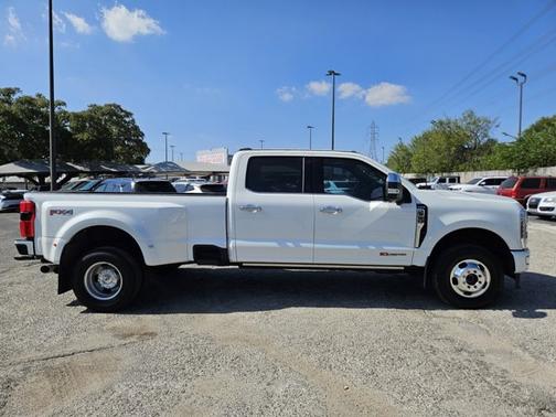 2024 Ford F-350 LIMITED