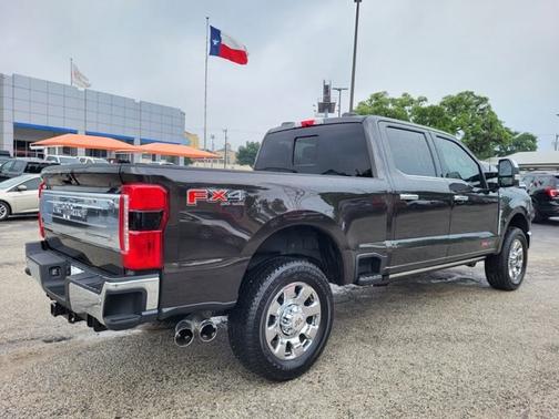 2025 Ford F-250 KING RANCH