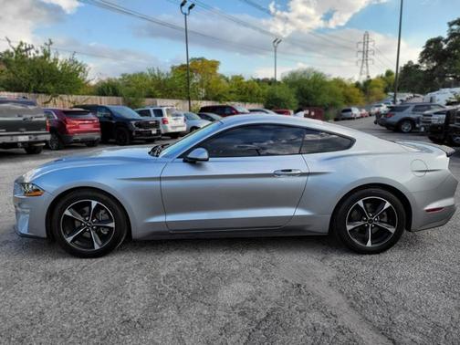 2021 Ford Mustang ECOBOOST