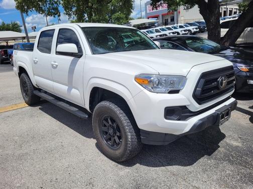 2023 Toyota Tacoma SR