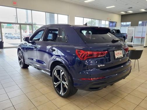 2024 Audi Q3 45 S LINE QUATTRO PREMIUM