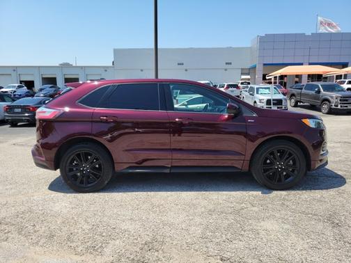 2022 Ford Edge ST-LINE