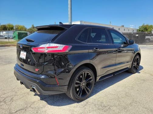 2020 Ford Edge ST