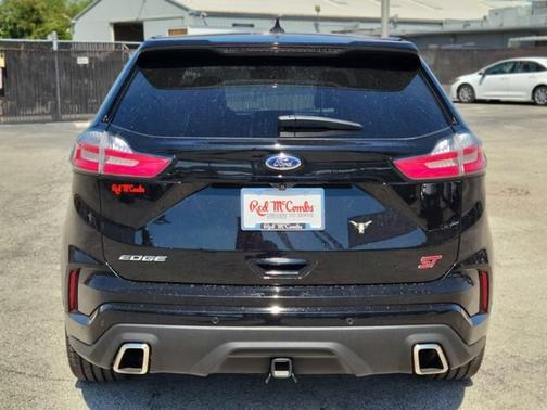 2020 Ford Edge ST