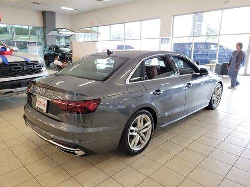 2023 Audi A4 45 S LINE QUATTRO PREMIUM