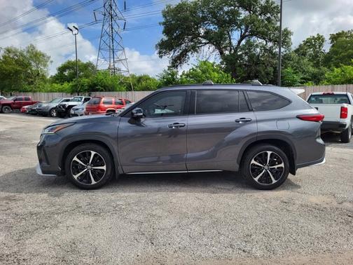 2021 Toyota Highlander XSE