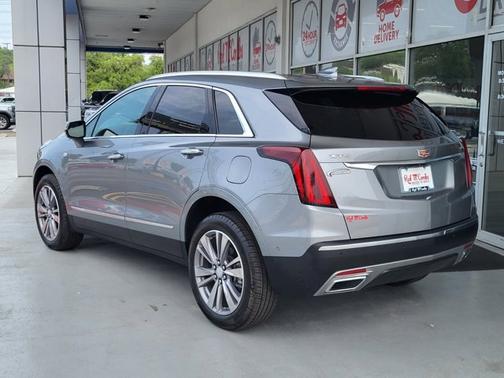 Silver Metallic 2025 Cadillac XT5 PREMIUM LUXURY