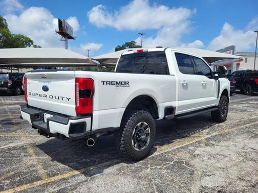 2023 Ford F-250 LARIAT