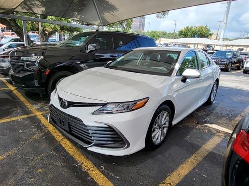 2024 Toyota Camry LE