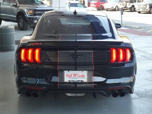 2023 Ford Mustang ECOBOOST PREMIUM