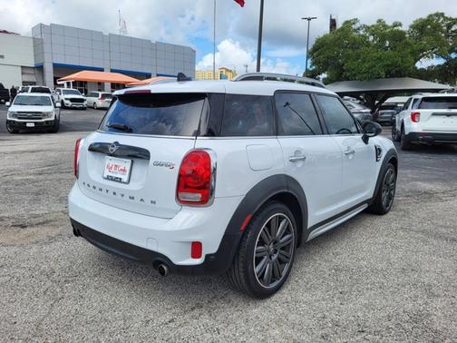 2019 MINI Countryman COOPER S