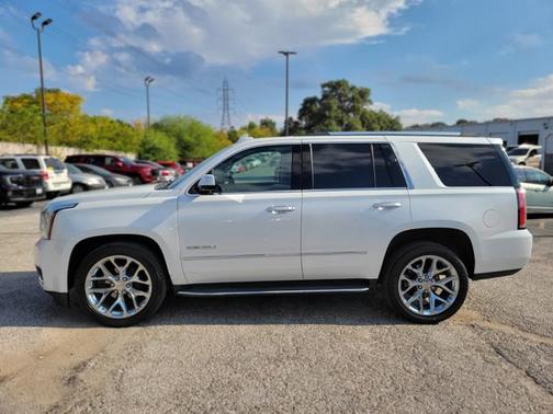 2020 GMC Yukon DENALI