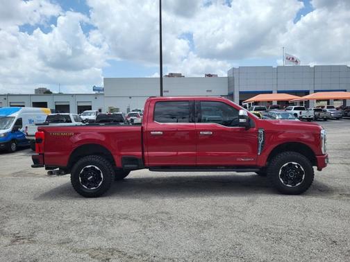 2024 Ford F-250 PLATINUM