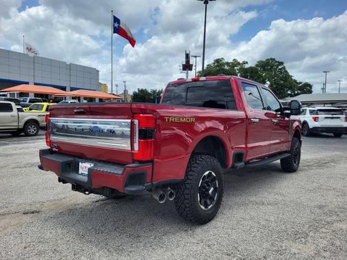 2024 Ford F-250 PLATINUM
