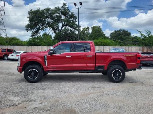 2024 Ford F-250 PLATINUM