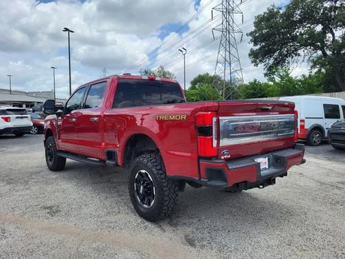 2024 Ford F-250 PLATINUM