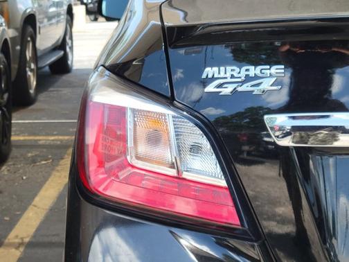2024 Mitsubishi Mirage ES
