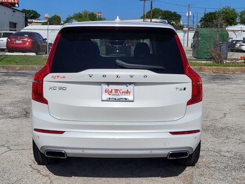 2021 Volvo XC90 T6 MOMENTUM 6 PASSENGER