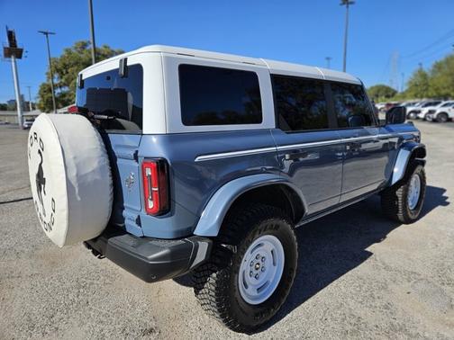 2024 Ford Bronco HERITAGE EDITION