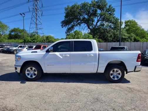 2024 RAM 1500 LARAMIE
