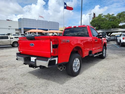 2023 Ford F-350 XLT