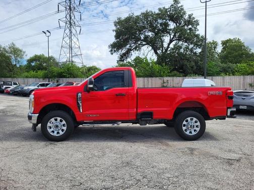 2023 Ford F-350 XLT