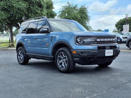 AZURE GRAY METALLIC TRI-COA 2024 Ford Bronco Sport BADLANDS