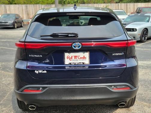 2021 Toyota Venza LE