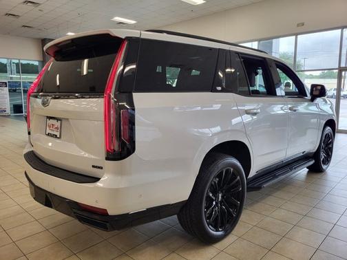 2024 Cadillac Escalade SPORT