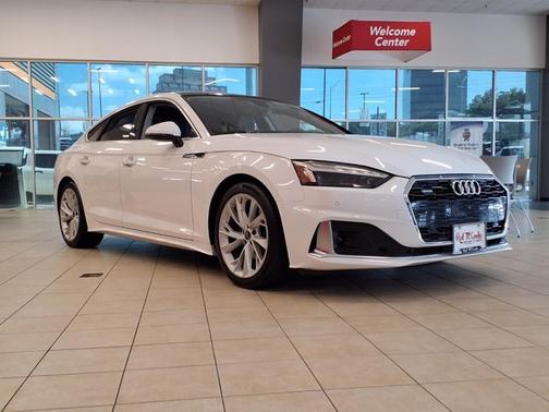 Ibis White 2022 Audi A5 40 PREMIUM