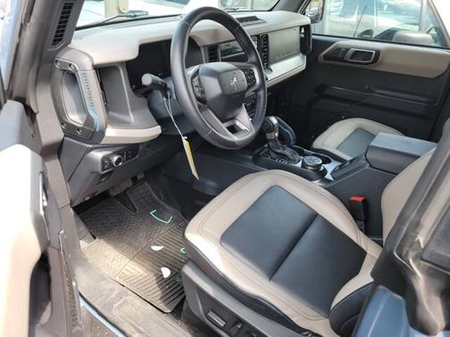 2024 Ford Bronco WILDTRAK