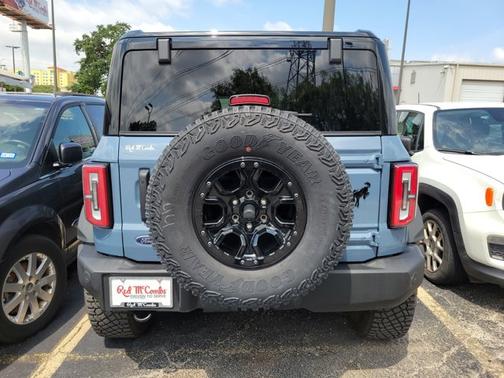 2024 Ford Bronco WILDTRAK