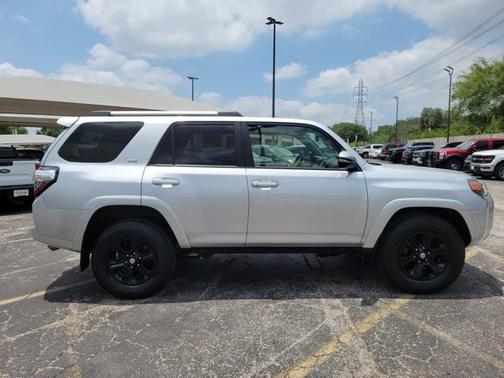 2022 Toyota 4Runner SR5 PREMIUM