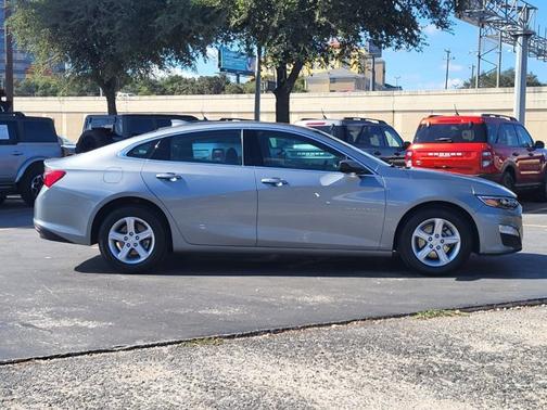 2024 Chevrolet Malibu LT W/1LT