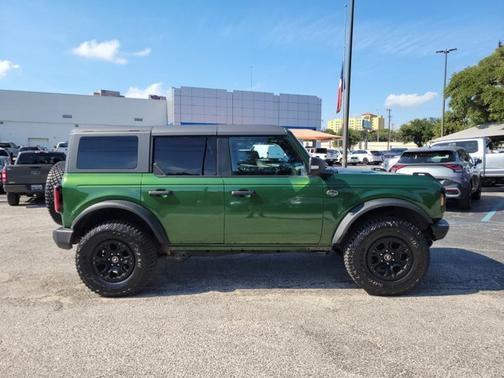 2023 Ford Bronco WILDTRAK