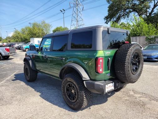 2023 Ford Bronco WILDTRAK